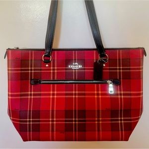 Coach Tote